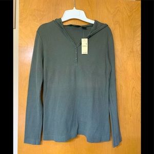 Eddie Bauer Women’s Olive green top size S